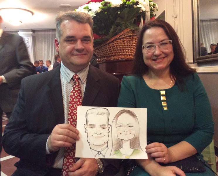 двойной шарж семейной пары